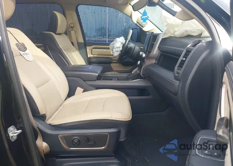 2021 Ram 1500 Limited 4X4 5'7 Box z USA, uszkodzony, nr VIN 1C6SRFHT5MN538757